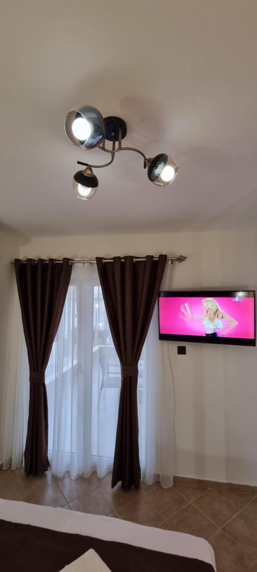 Deluxe Apartmani Vila Pejovic Sutomore Rom bilde