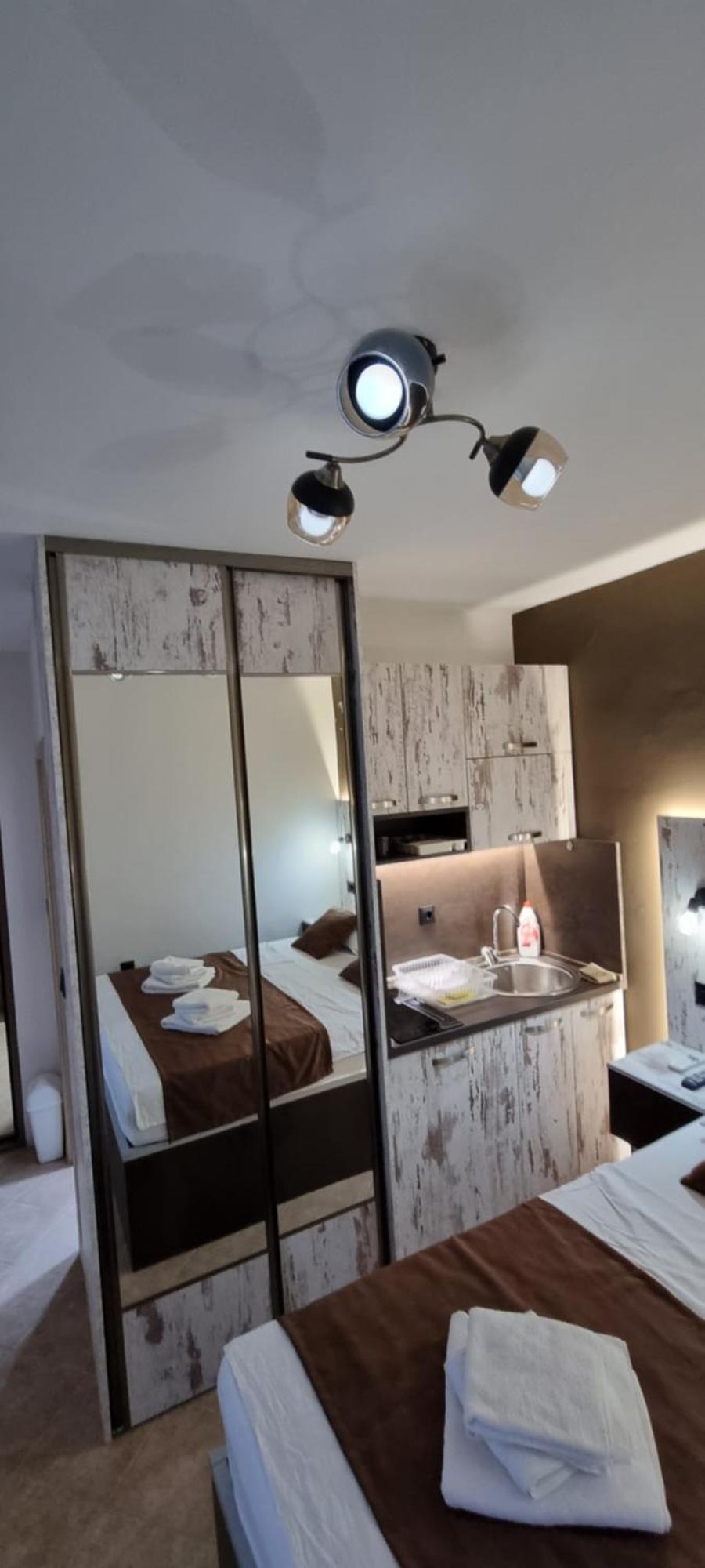 Deluxe Apartmani Vila Pejovic Sutomore Rom bilde